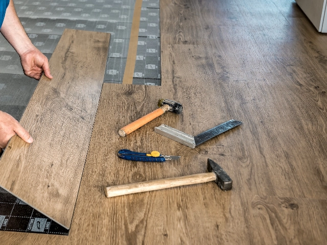 Vinyl installation | GMD Surfaces