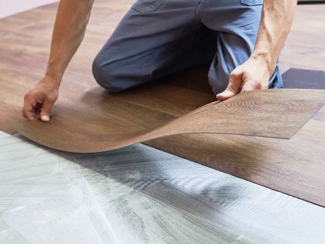 Vinyl Installation | GMD Surfaces